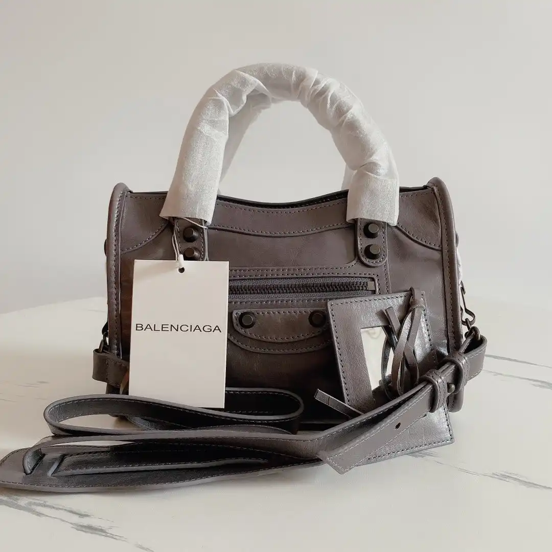 Tony Luxuries BALENCIAGA CHANELASSIC CITY 0128