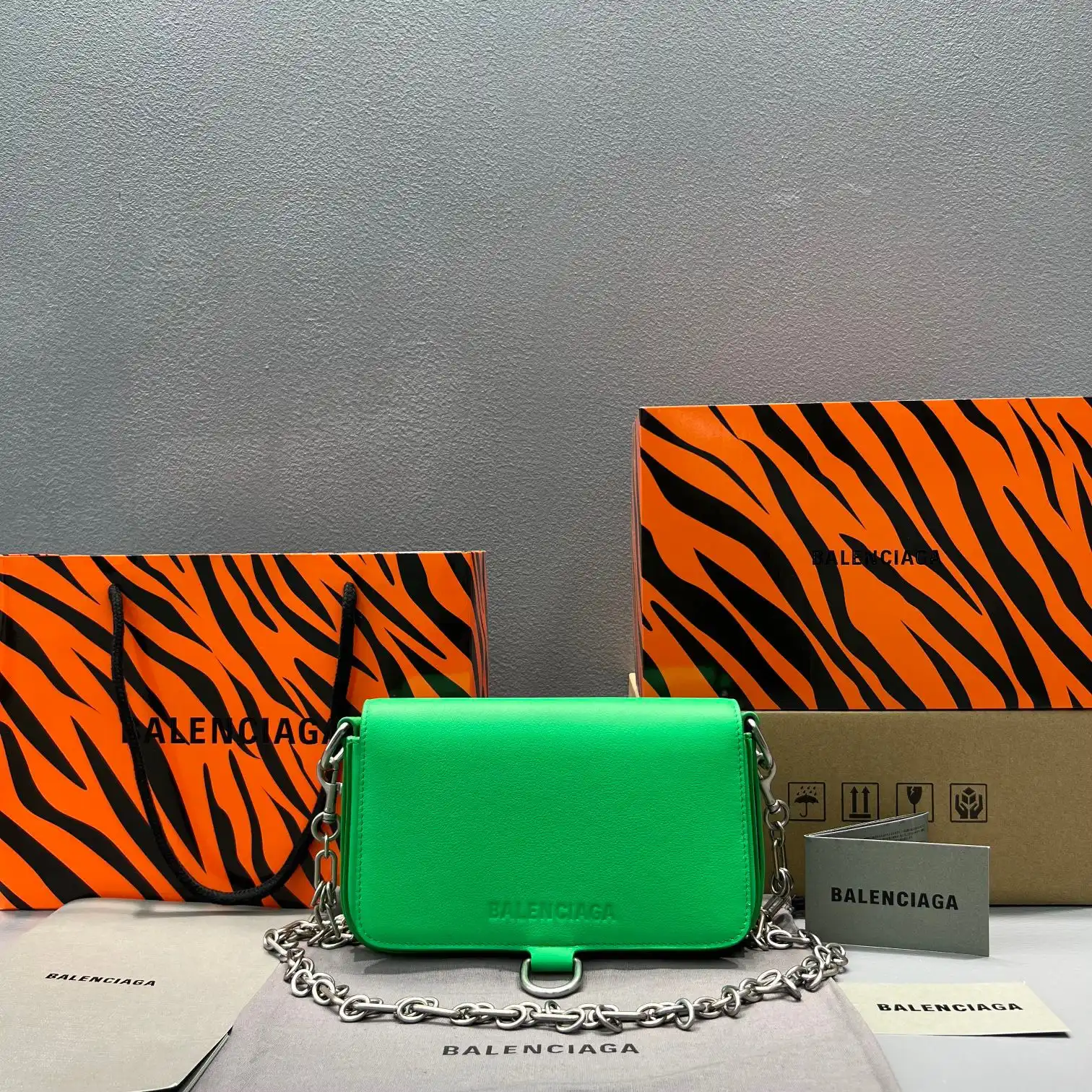 BALENCIAGA BONDAGE WALLET WITH CHAIN 0129