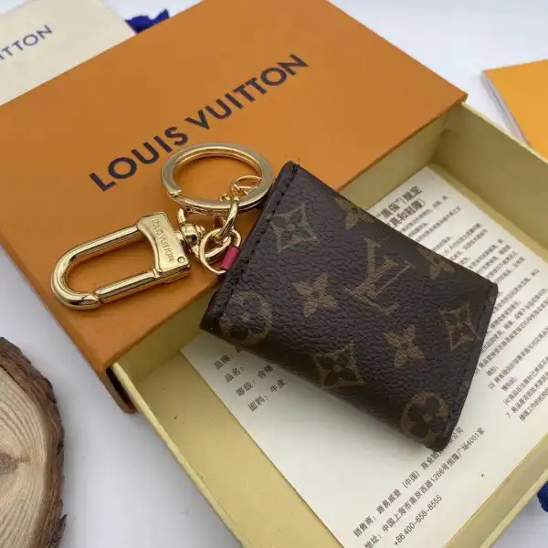 Tony Luxuries LOUIS VUITTON KIRIGAMI POUCH BAG CHARM AND KEY HOLDER 0127