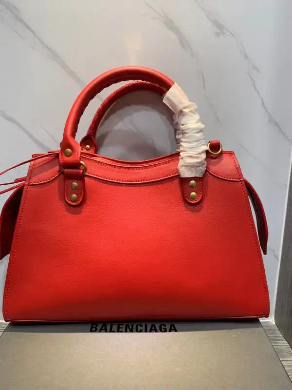 Tony Luxuries BALENCIAGA NEO CHANELASSIC SMALL TOP HANDLE BAG 0128