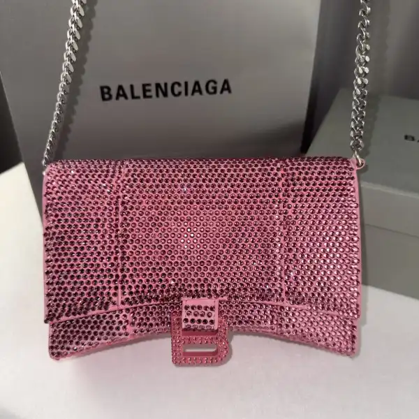 Tony Luxuries BALENCIAGA HOURGLASS WALLET ON CHAIN 0128