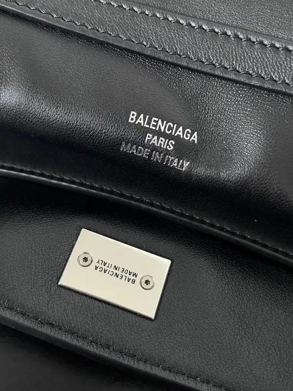 Tony Luxuries BALENCIAGA RODEO-39.8*29.9*12.9CM 0128